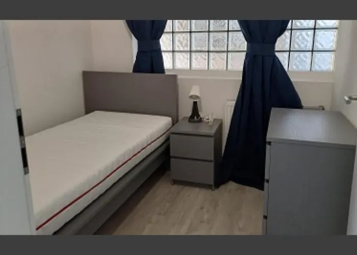 Bola 40 3 Schlafzimmer Einzelbetten *
