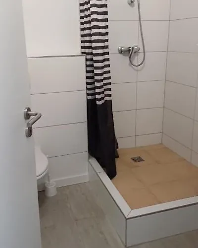 Bola 40 3 Schlafzimmer Einzelbetten Apartment *